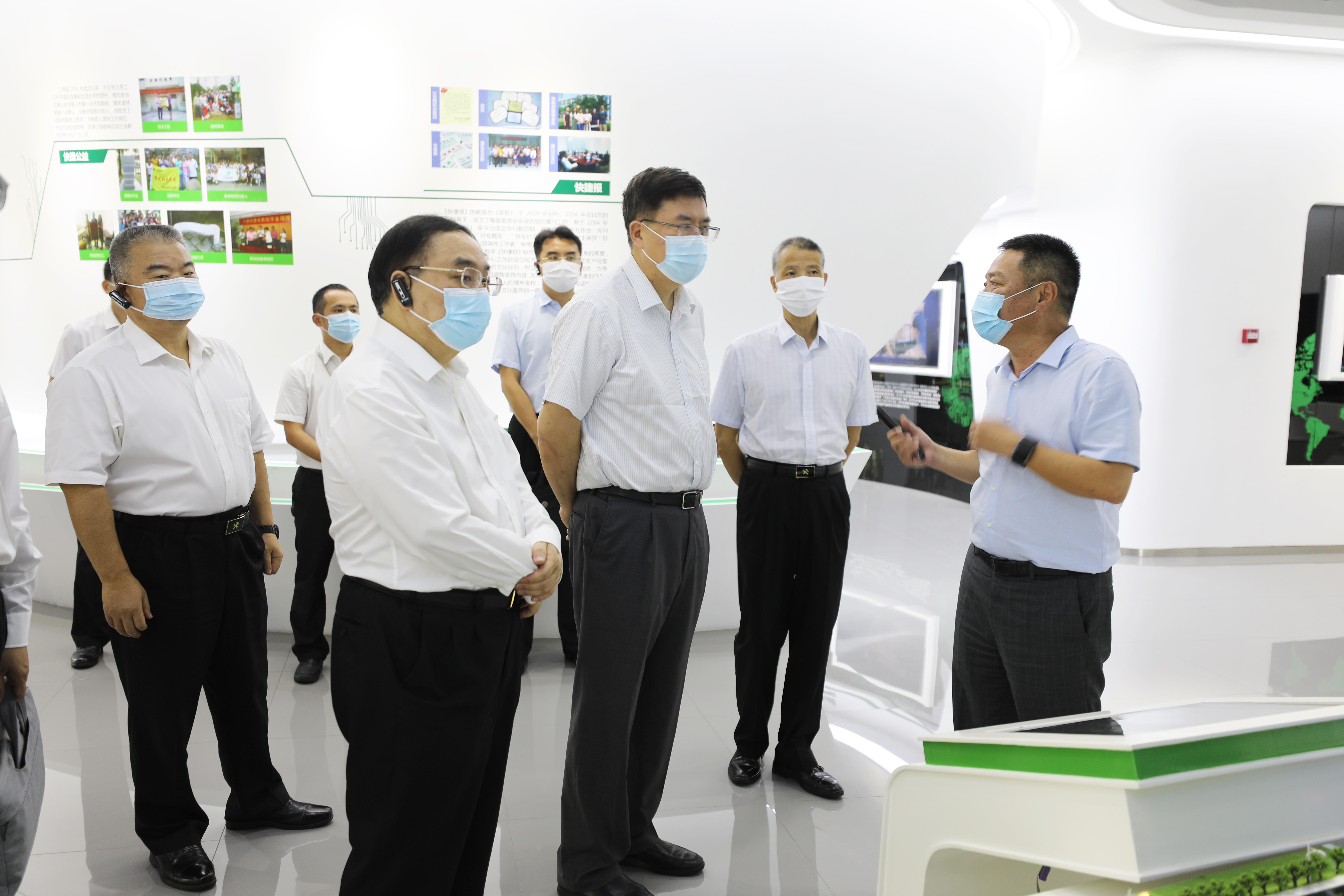 海關總署副署長鄒志武一行蒞臨興森科技視察